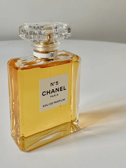 Chanel No. 5 Eau de Parfum Spray 3.4 oz / 100 ml
